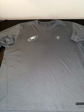 Philadelphia Eagles NFL Equipment Short Sleeve Gray T-Shirt-XL